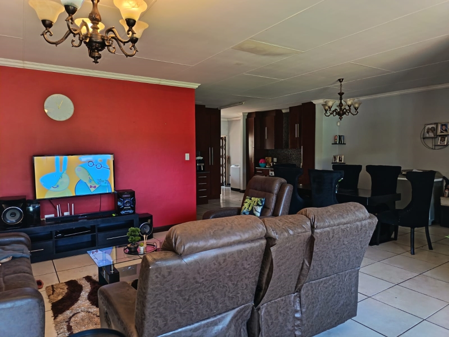 3 Bedroom Property for Sale in Kuruman Northern Cape